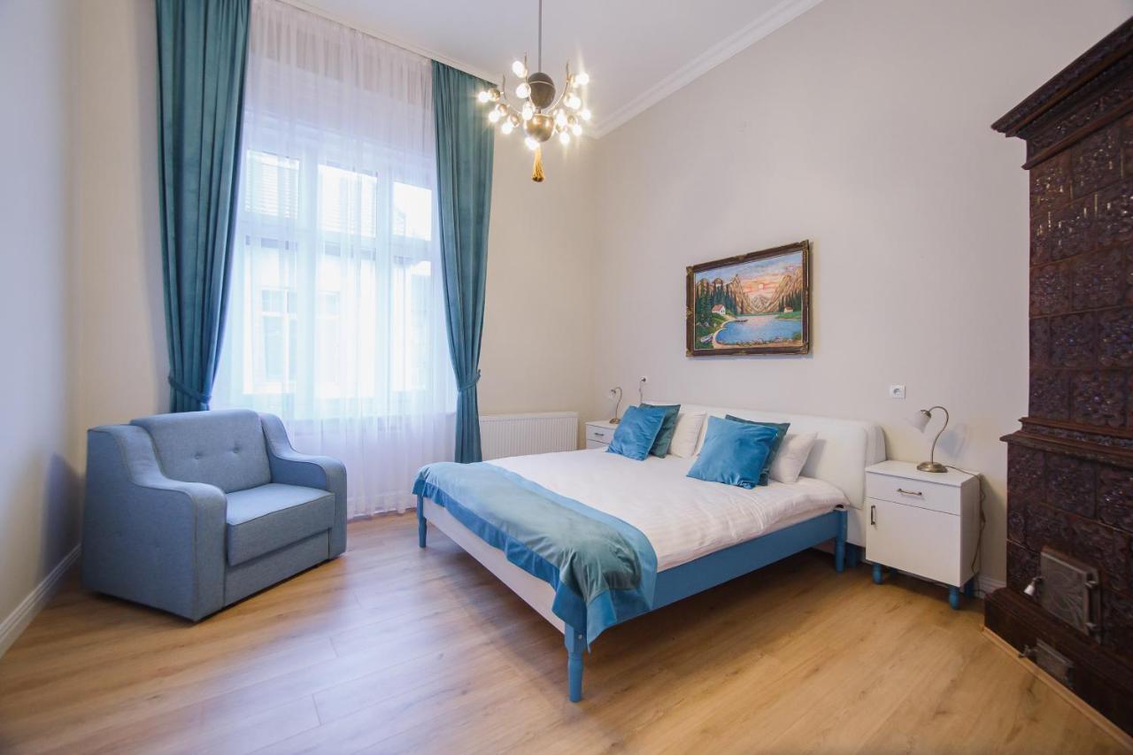 Retro City Center Home Oradea Eksteriør bilde