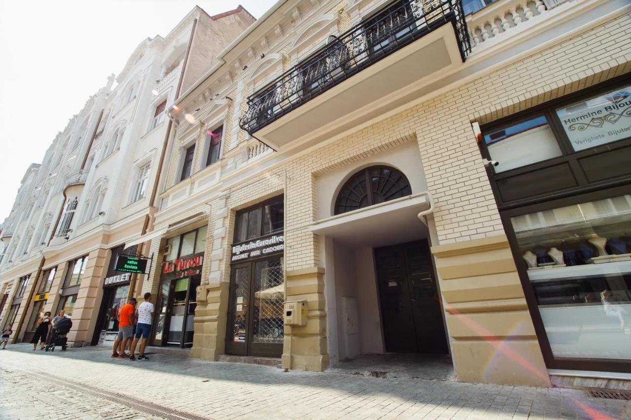 Retro City Center Home Oradea Eksteriør bilde